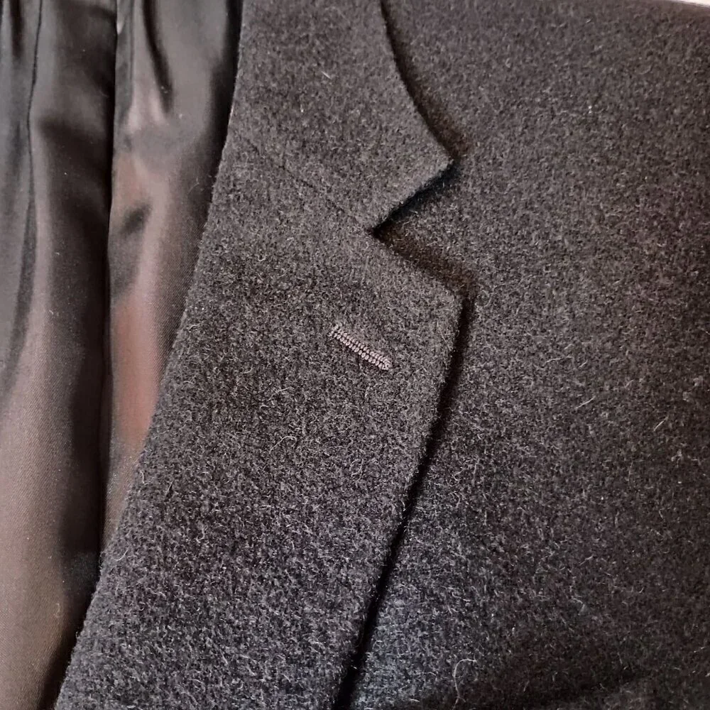 Jos. A. Bank 100% Camel Hair Black Blazer Executive Vibes Classic Goth Size 42 R